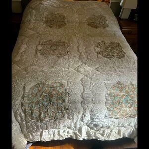 ANTHROPOLOGIE Cream/Brown/Turquoise Bedding - Full Quilt & Euro Sham - Excellent